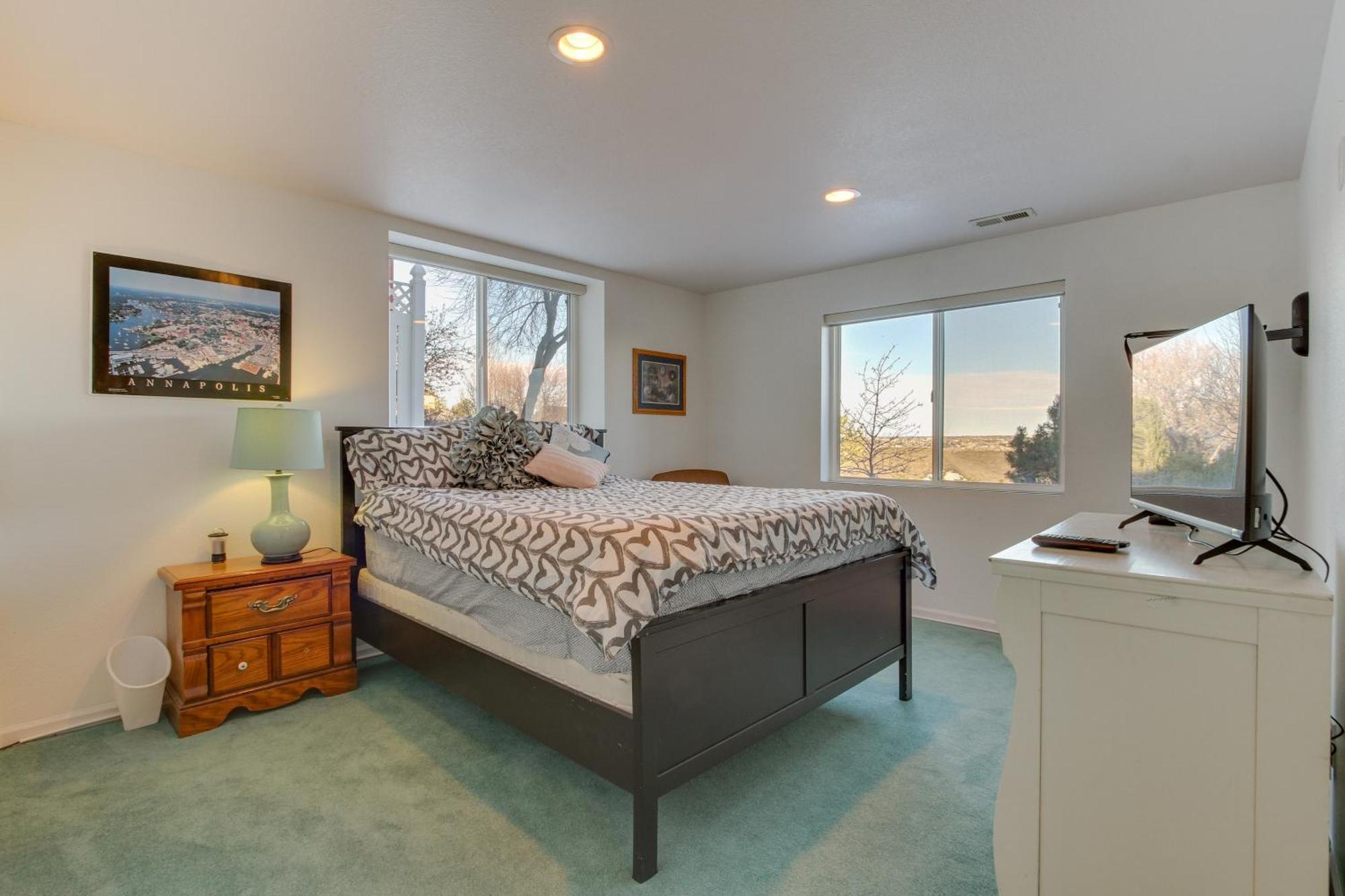 Inviting Great Falls Home With Wraparound Deck! Εξωτερικό φωτογραφία
