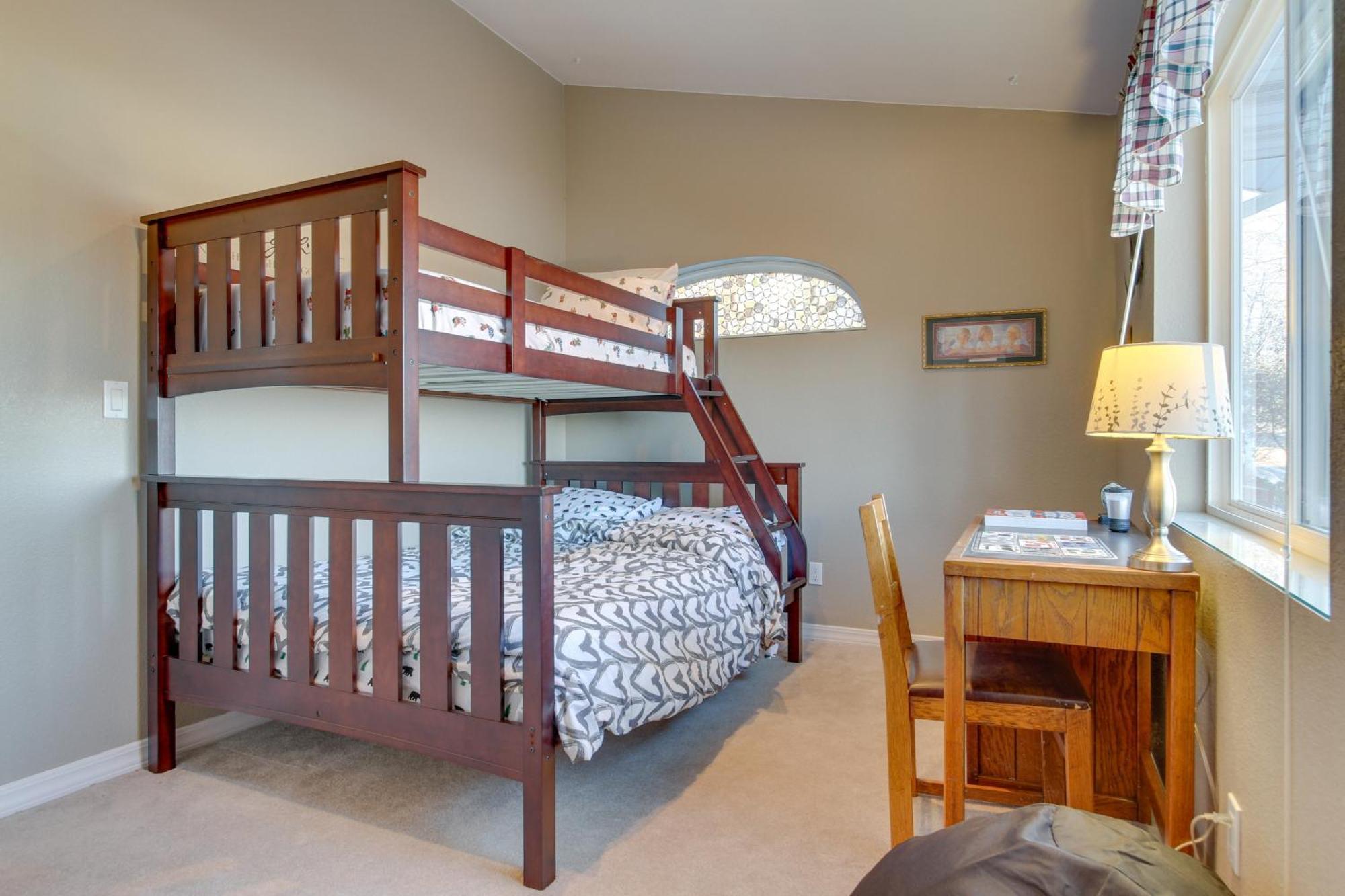 Inviting Great Falls Home With Wraparound Deck! Εξωτερικό φωτογραφία