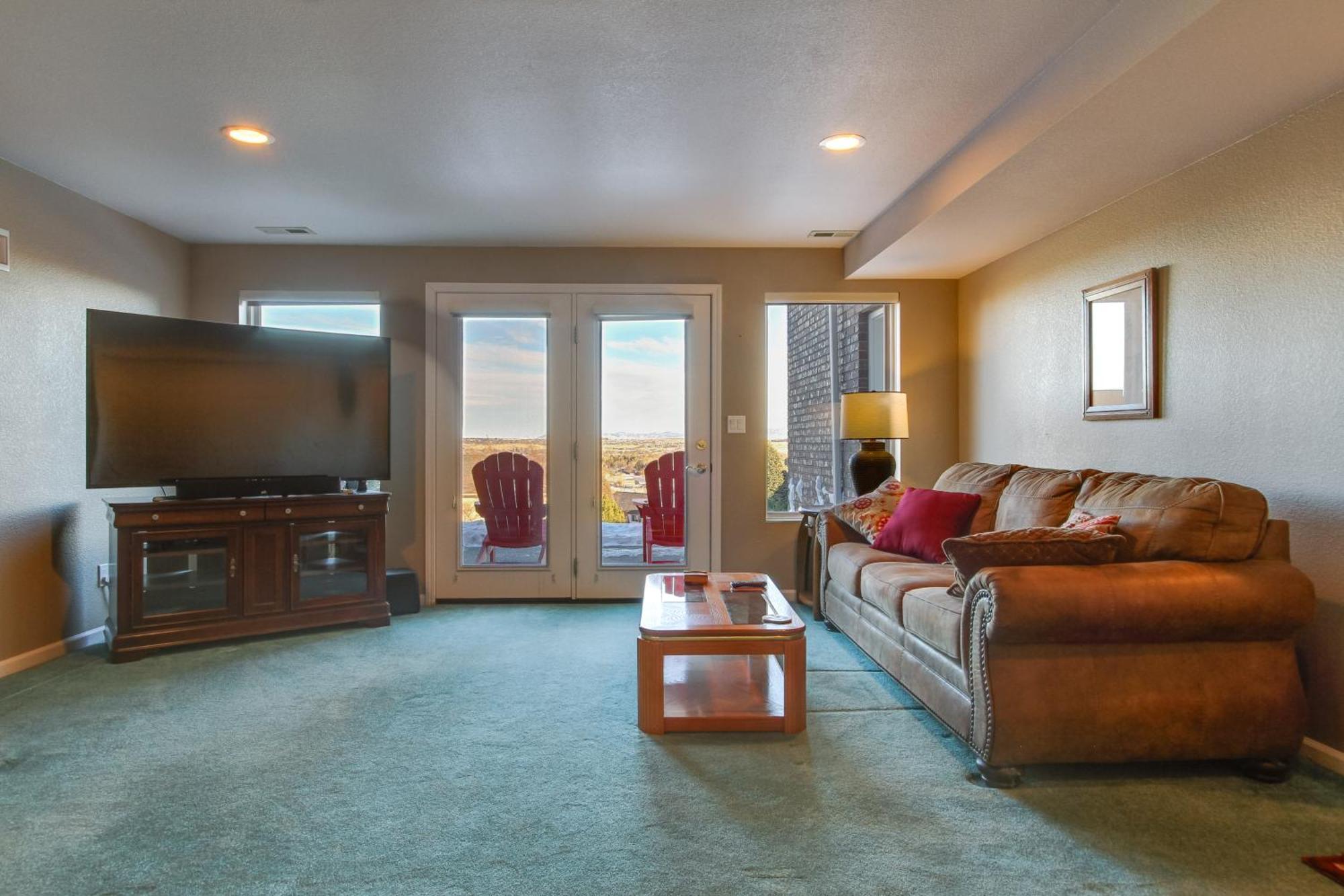Inviting Great Falls Home With Wraparound Deck! Εξωτερικό φωτογραφία