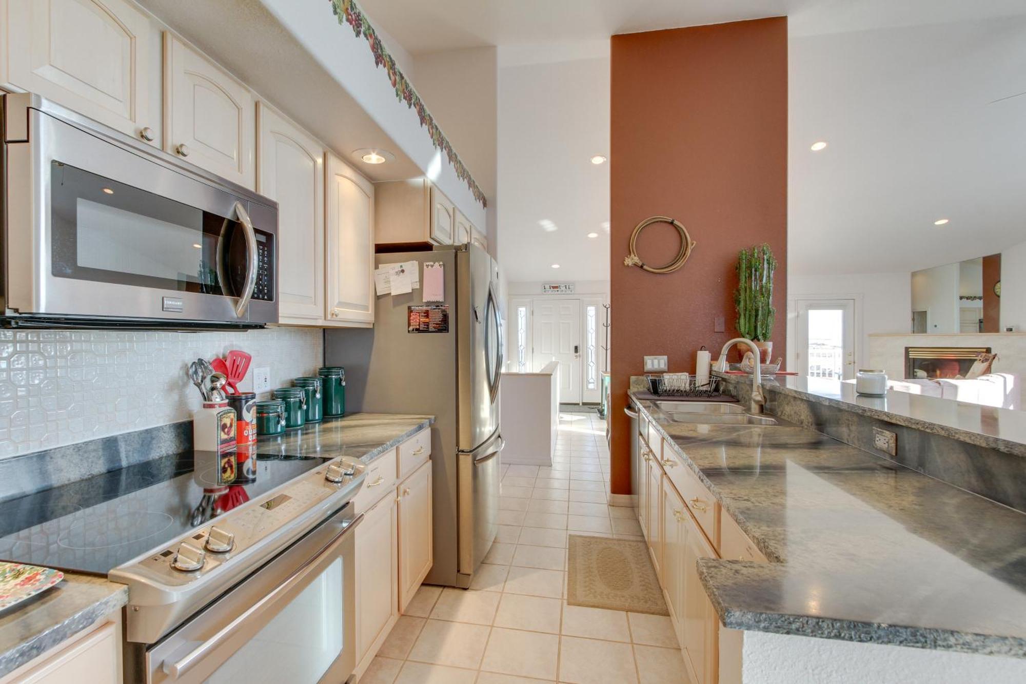 Inviting Great Falls Home With Wraparound Deck! Εξωτερικό φωτογραφία