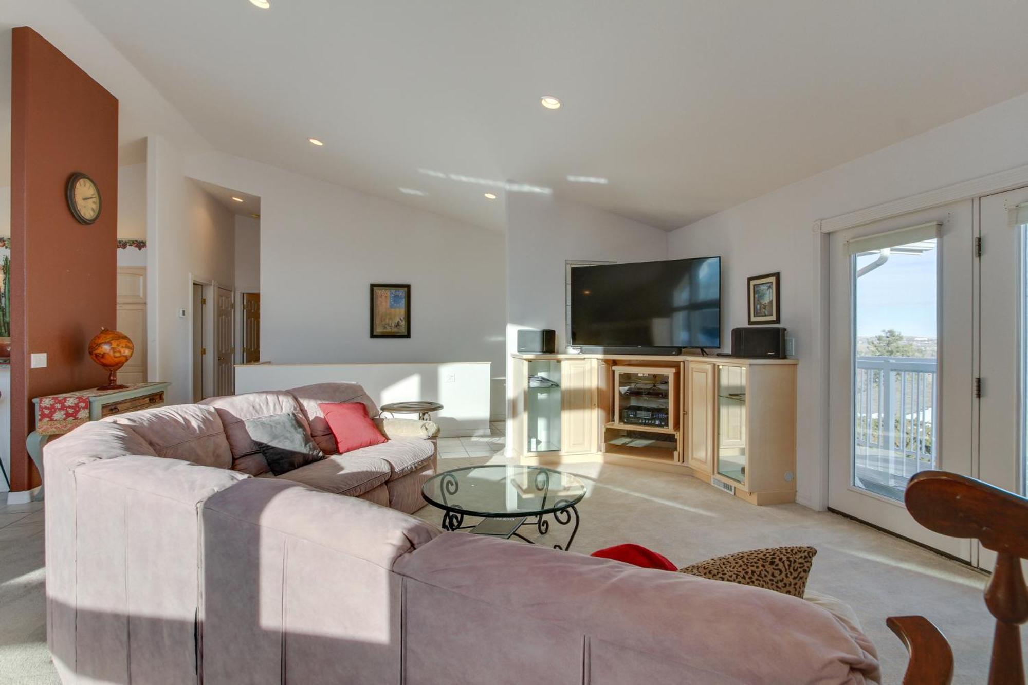Inviting Great Falls Home With Wraparound Deck! Εξωτερικό φωτογραφία