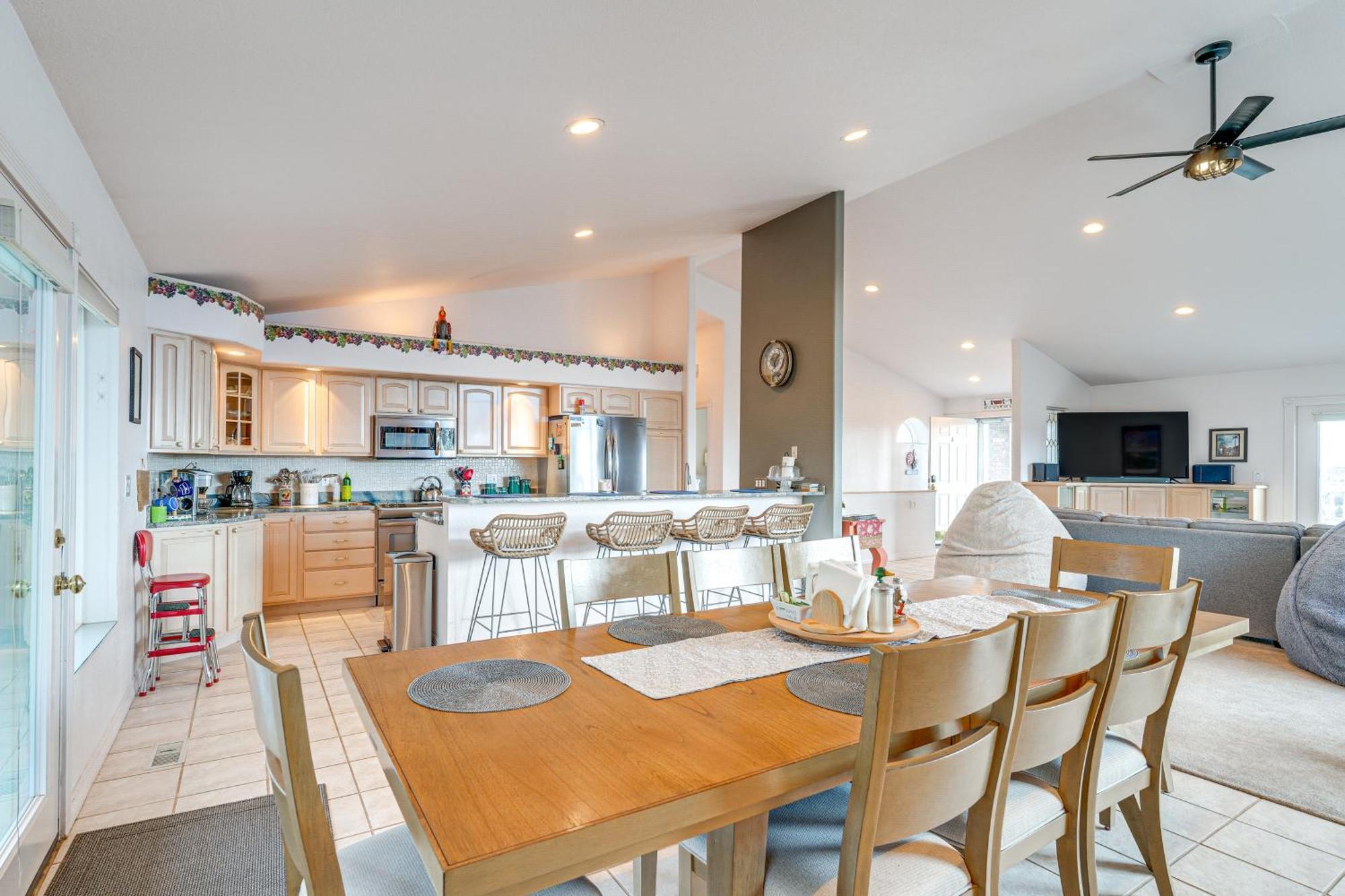 Inviting Great Falls Home With Wraparound Deck! Εξωτερικό φωτογραφία