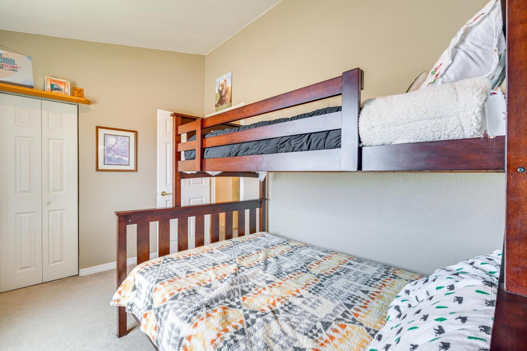 Inviting Great Falls Home With Wraparound Deck! Εξωτερικό φωτογραφία